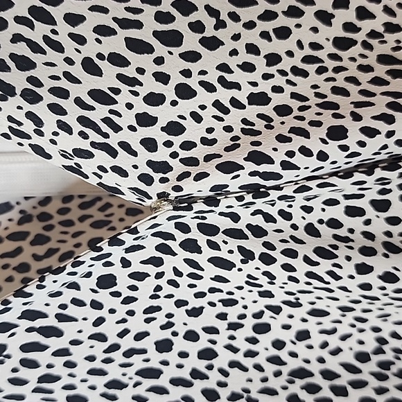 Umgee Black & White Faux Wrap Romper Women's Size Large - Picture 5 of 9